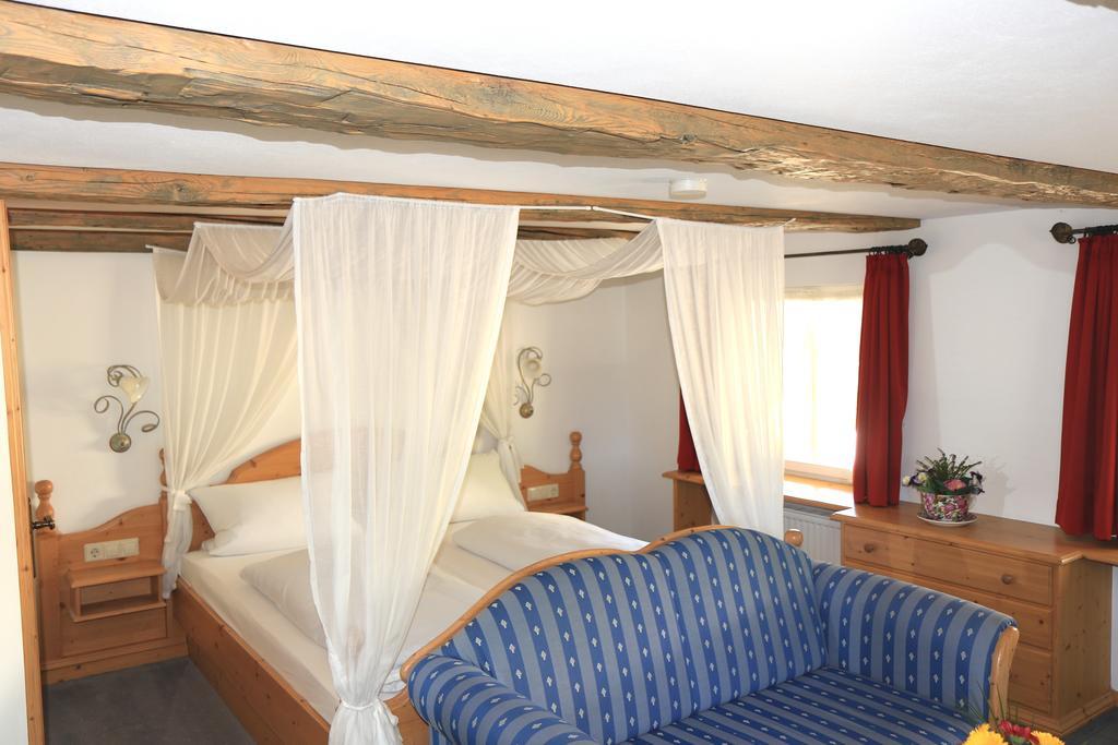 Hotel Landgasthof Adler Altenrond 객실 사진