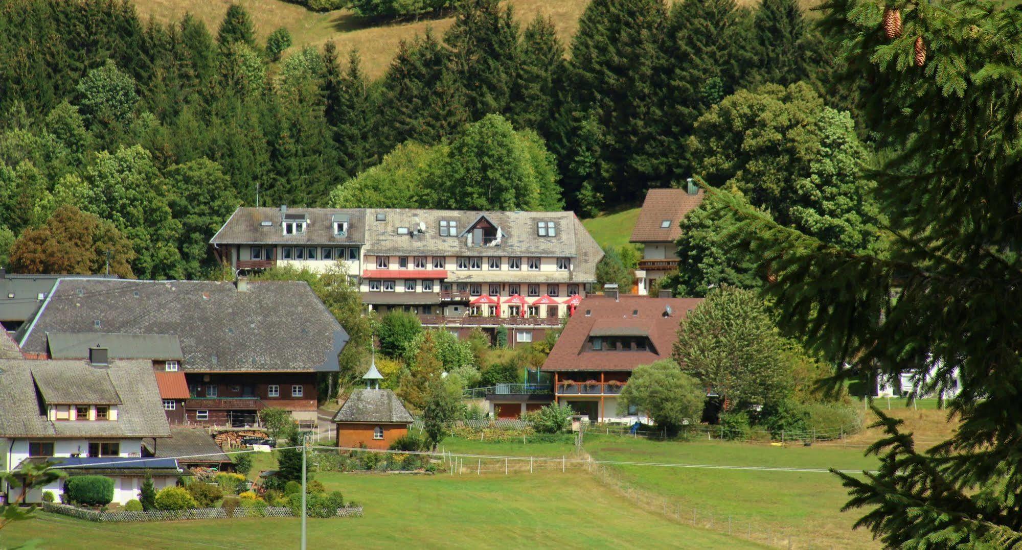 Hotel Landgasthof Adler Altenrond 외부 사진
