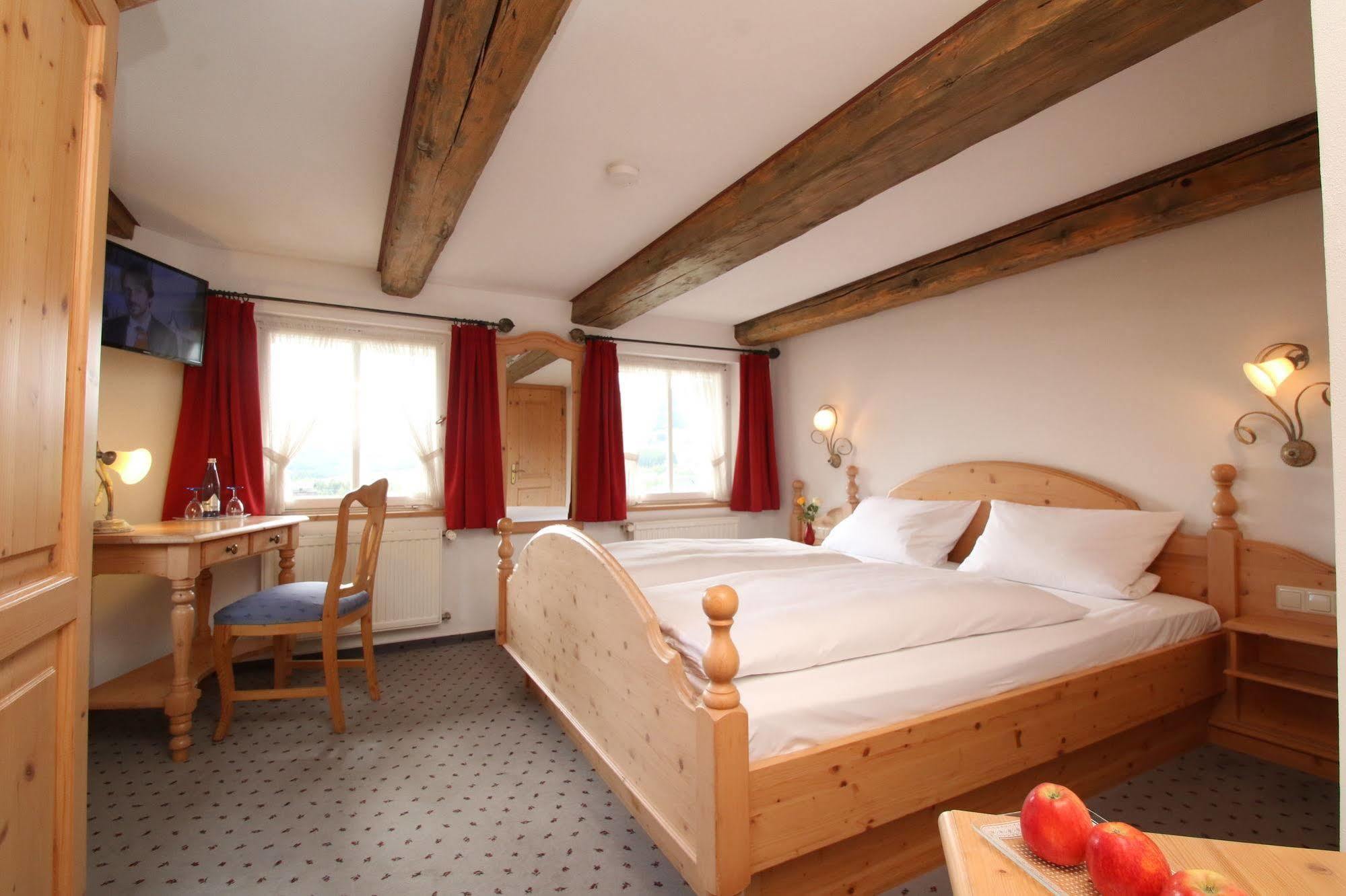 Hotel Landgasthof Adler Altenrond 외부 사진